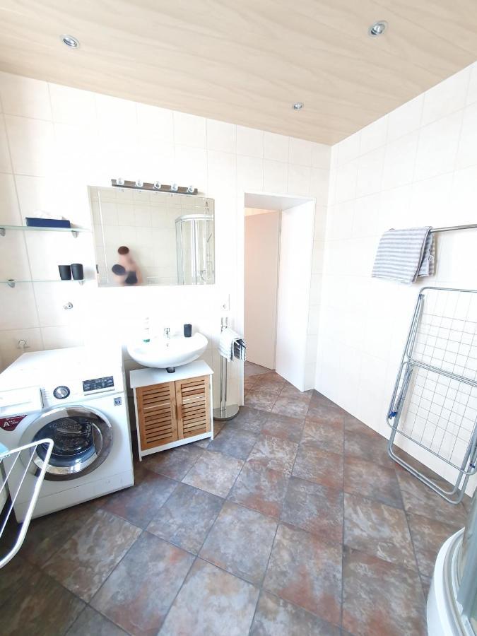 Gemuetliches Zimmer Mit Eigenem Bad Und Kueche Swisttal Exterior photo